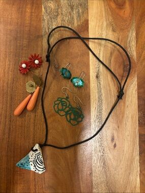 Artsy Teal & Cream Triangle Pendant Necklace with Black Cord + earrings